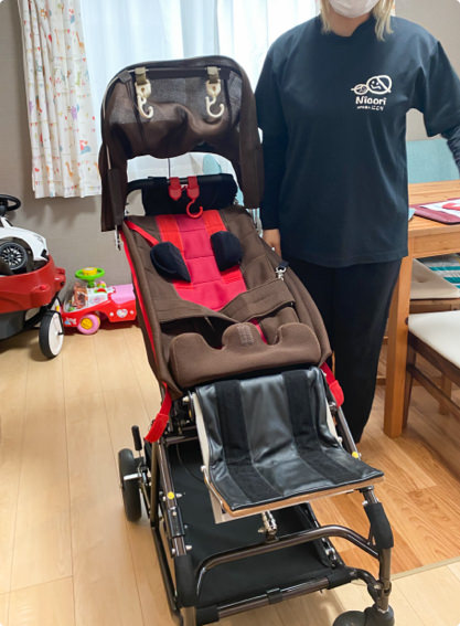 子どもの医療用車いす（バギー）